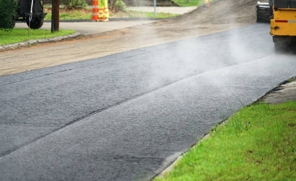 Best Concrete Driveway Paving in Kingsville, TX